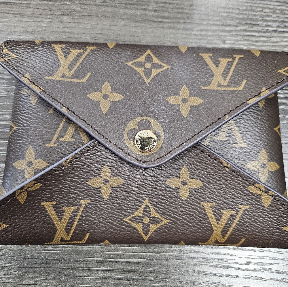 Louis Vuitton Monogram Canvas Envelope Clutch